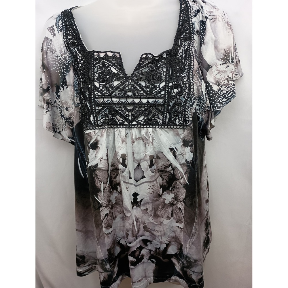 one world M black white tunic top lace artsy festive abstract dark fairy grunge‎